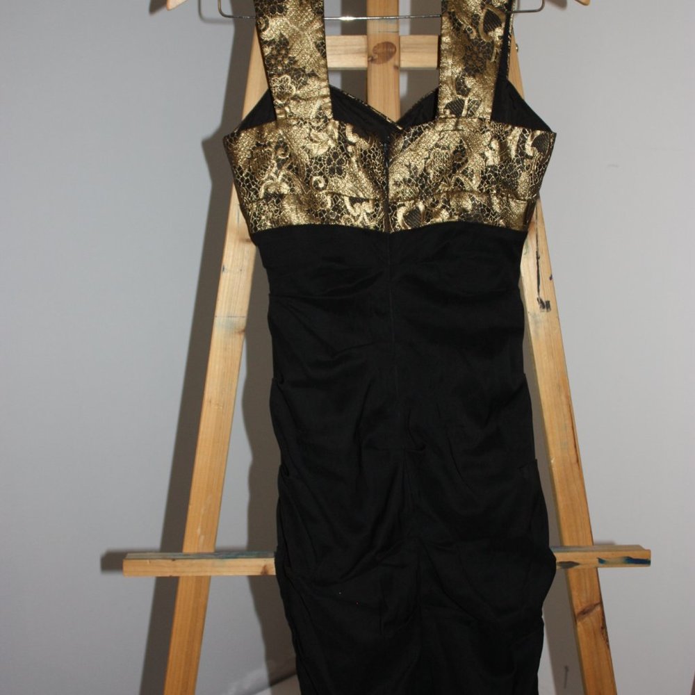 Dress - Picture 2 of 3